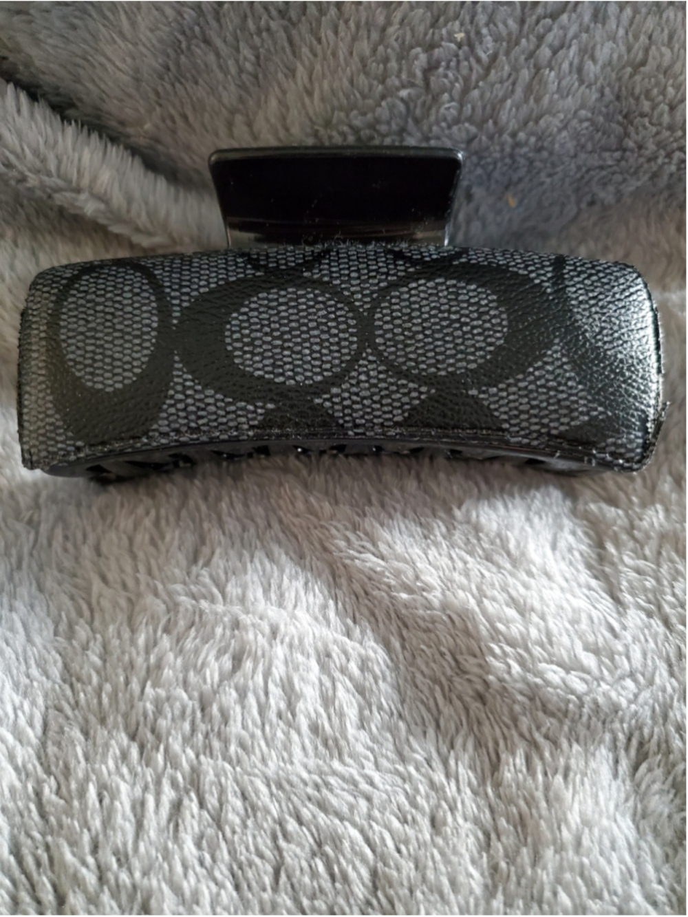 Women's Black Grey claw clips
